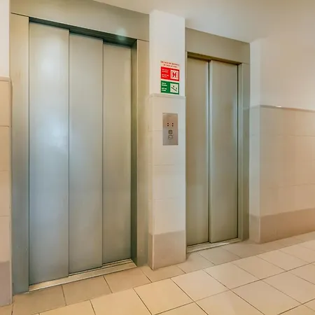 Olaias Park Flat Lisbona